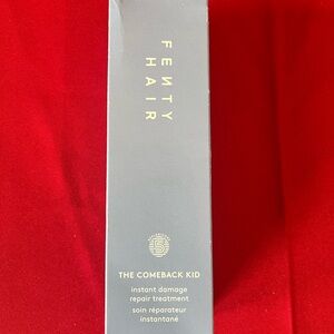 Fenty Beauty Hair Treatment - The Comeback Kid in Gray and Red